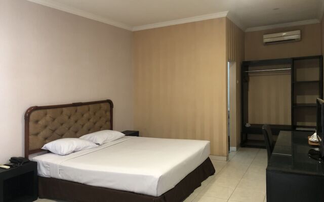 ZEN Rooms Sedati Juanda