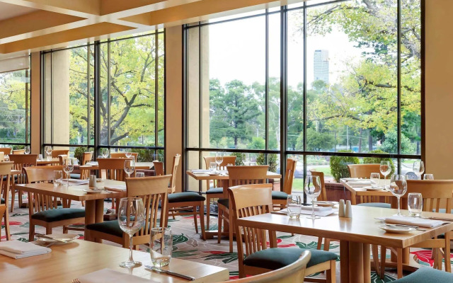 Pullman Melbourne on the Park