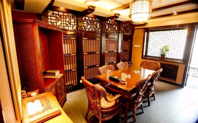 Ziyu Hotel