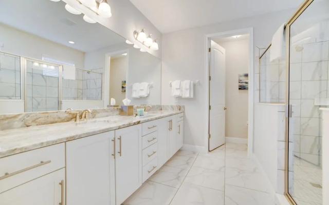 Burma Villa Reunion 3