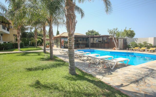 Petros Village