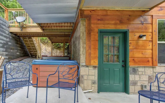 Bearly Hidden by Jackson Mountain Rentals