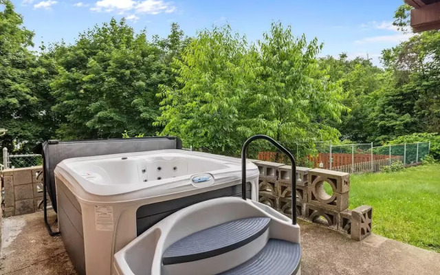 6BDRM with Hot Tub - Mt. Wash