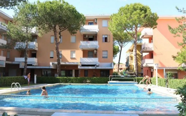 Bibione Apartment With Shared Pool