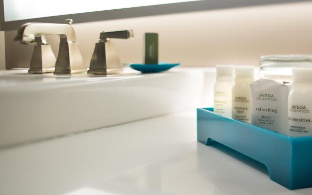 Hotel Indigo Baltimore Downtown by IHG