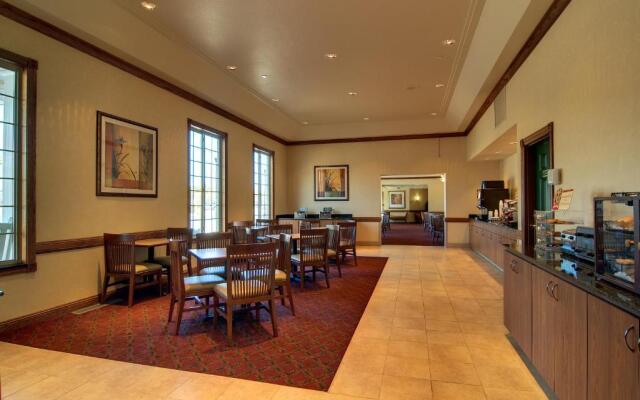 Country Inn & Suites by Radisson, Chanhassen, MN