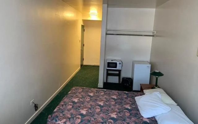 Vivian Motor Hotel