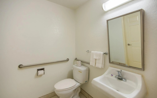 Americas Best Value Inn & Suites Humble