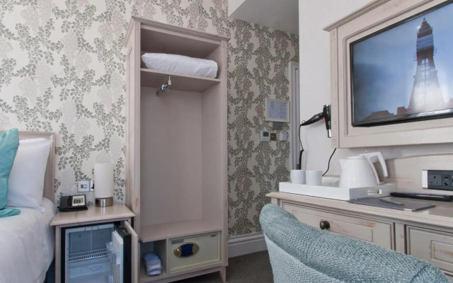 W12 Rooms