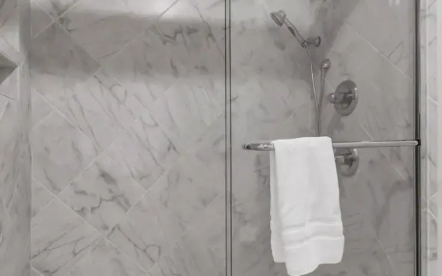 Summerhouse 305 by Wild Dunes, Oceanfront