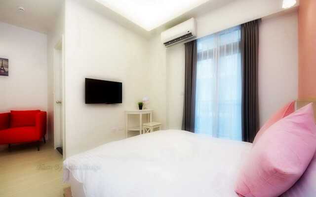 Simple Travel Stay