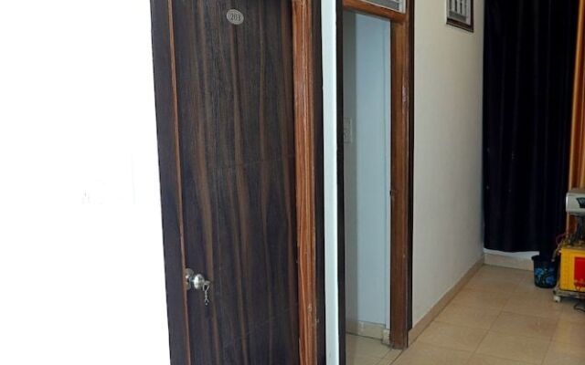 Hotel 4 U Rishikesh