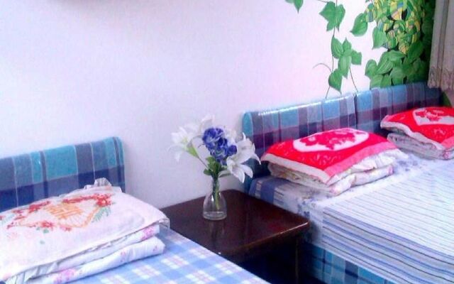 Penglai Rongjun Fisher Apartment