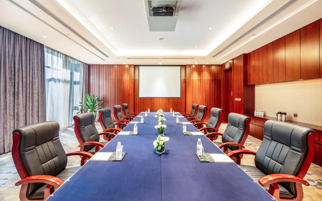 Holiday Inn Neijiang Riverside by IHG