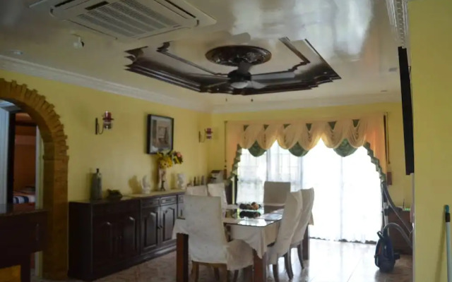 Kim Beatriz Compound