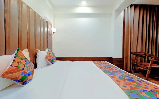 FabHotel Prime Royal Park