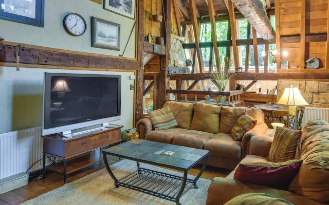 Resort Amenities: Family-friendly Dubois Cabin