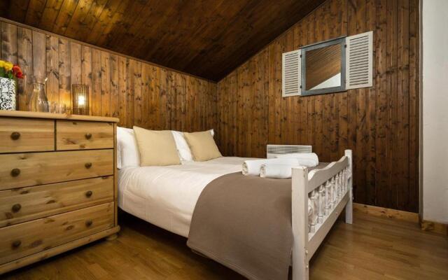 Apartment Chamouny -Chamonix - Sleeps 10