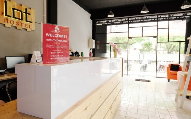 ZEN Hostel Alun-Alun Sarinah