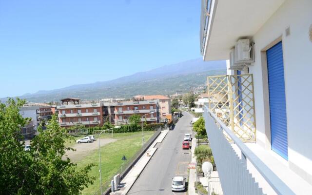 Fondachello Beach House 1