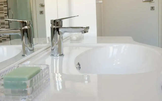 ALTIDO Como Modern Flat