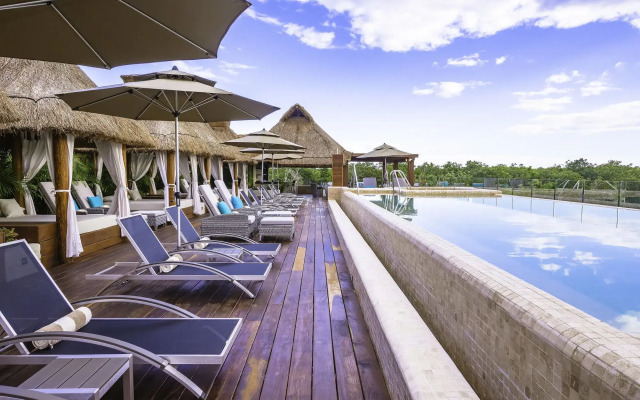 Naay Tulum Curamoria Collection