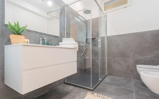 Cozy Nest on the Lake