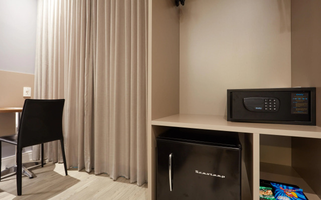 Flix Hotel