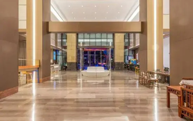 Vias International Hotel (Panzhihua Wanda Plaza)