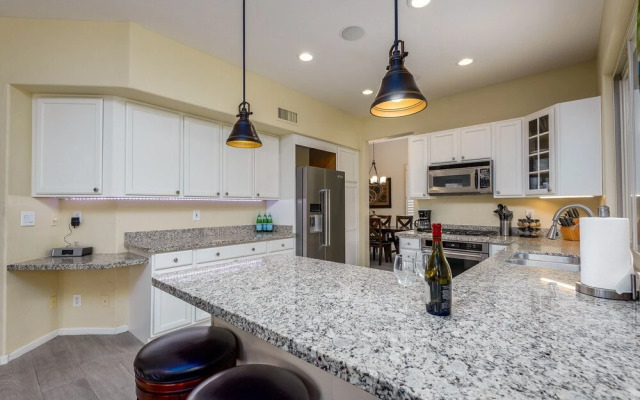 Casa Allegra 5 Bedroom Home by RedAwning