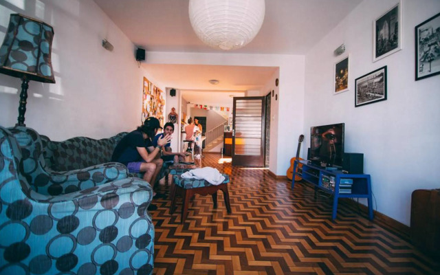 Café Hostel