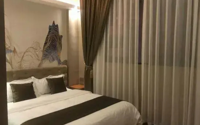 Kaiyin Holiday Hotel