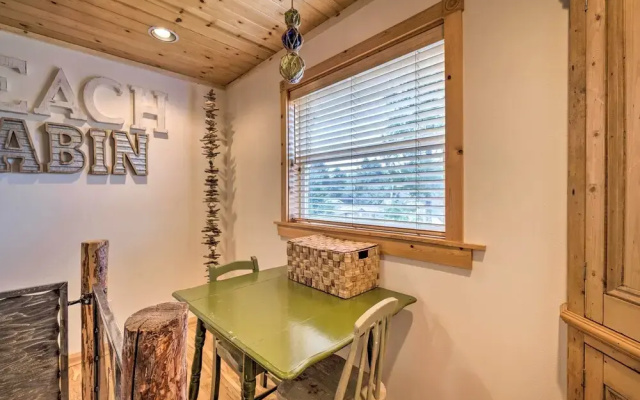Rockaway Beach Hideaway w/ Hot Tub & Fireplace!
