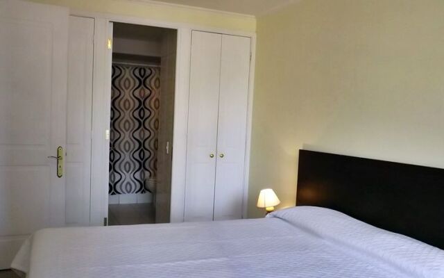 Seven Apart Hotel