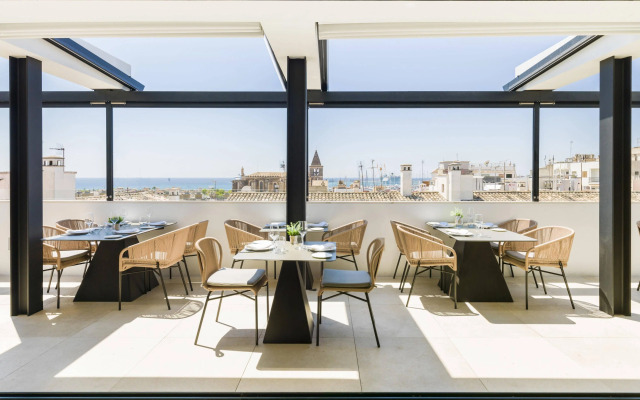 Nakar Hotel