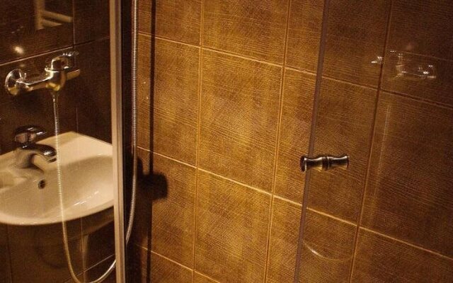 Avalon Rooms Oradea-Romania