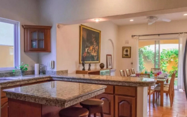 Condo Marcela by Villas HK28