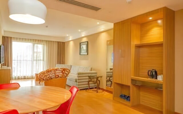 Yunju Lanjiang Hotel