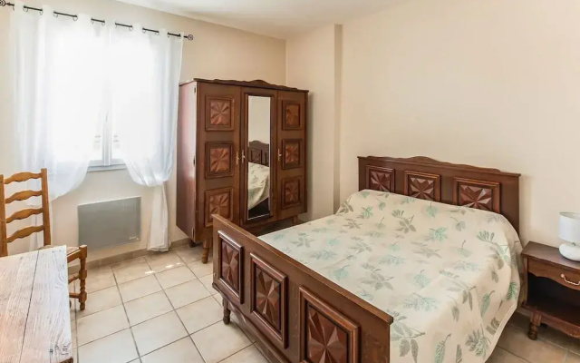 Spacious Holiday Home in Aigues Vives