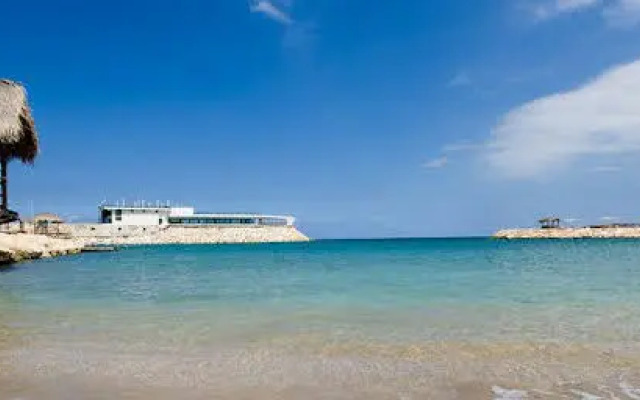 Miramar Resort Hotel & Spa