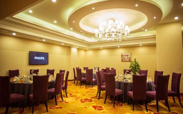 Universal House Hotel
