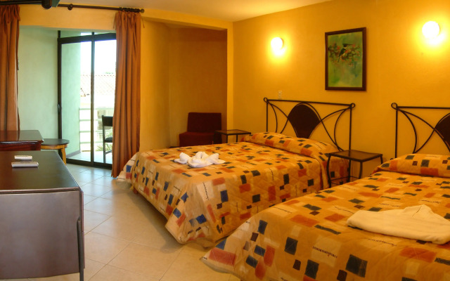 Balcon del Mar Beach Front Hotel
