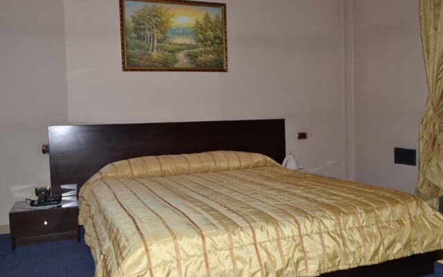 Smerald Hotel