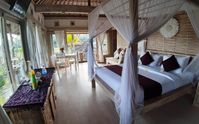 Uma Caming Villas & Gym