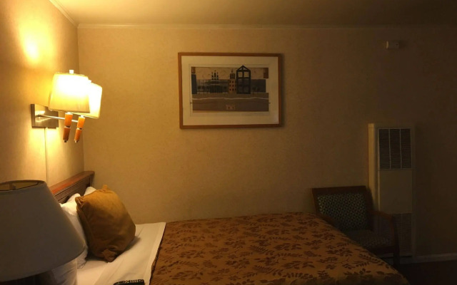 Pacific Heights Inn