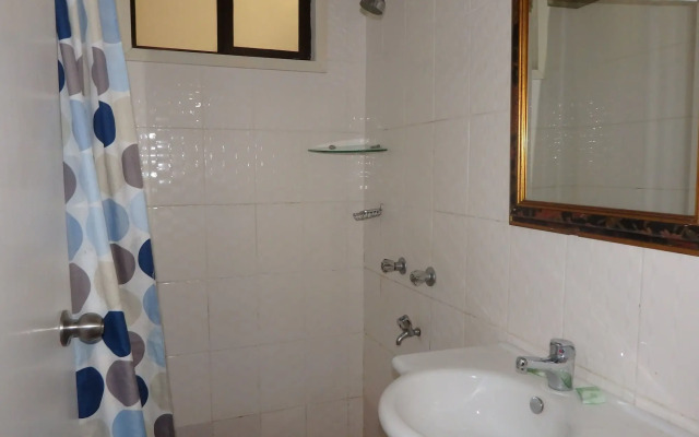 Bluewater Lodge - Hostel