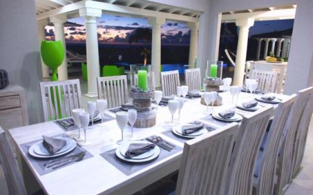 Seafacing Villas Apartments Rentals