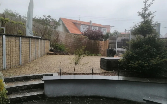 Apartment Close to Lake Ferienwohnung Seenah