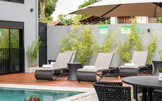 Pousada Flores do Carmo