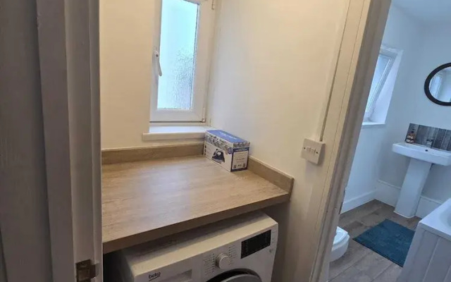 Newly Renovated 4 Bedroom House
